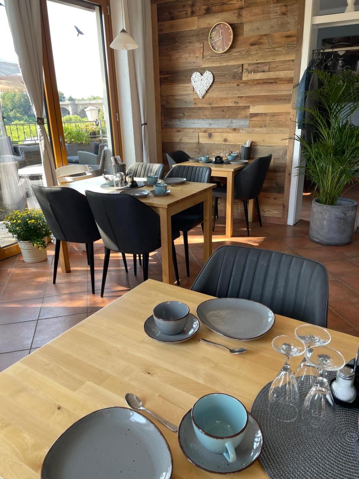 Elbpension & Ferienwohnung Saechsische Schweiz เพียร์นา ภายนอก รูปภาพ